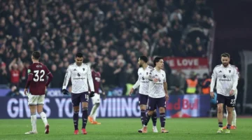 عدسات الكاميرا توثق.. رد فعل غريب لمشجع مانشستر يونايتد بعد هدف وست هام